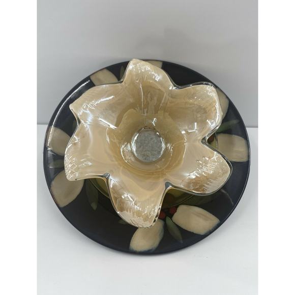 Suncatcher Yard Art Layered Flowers Tulip Tiered Repurposed Glass Garden Art - Picture 12 of 12